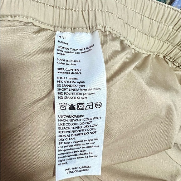 Eddie Bauer tan tulip hem skort medium - Picture 3 of 11